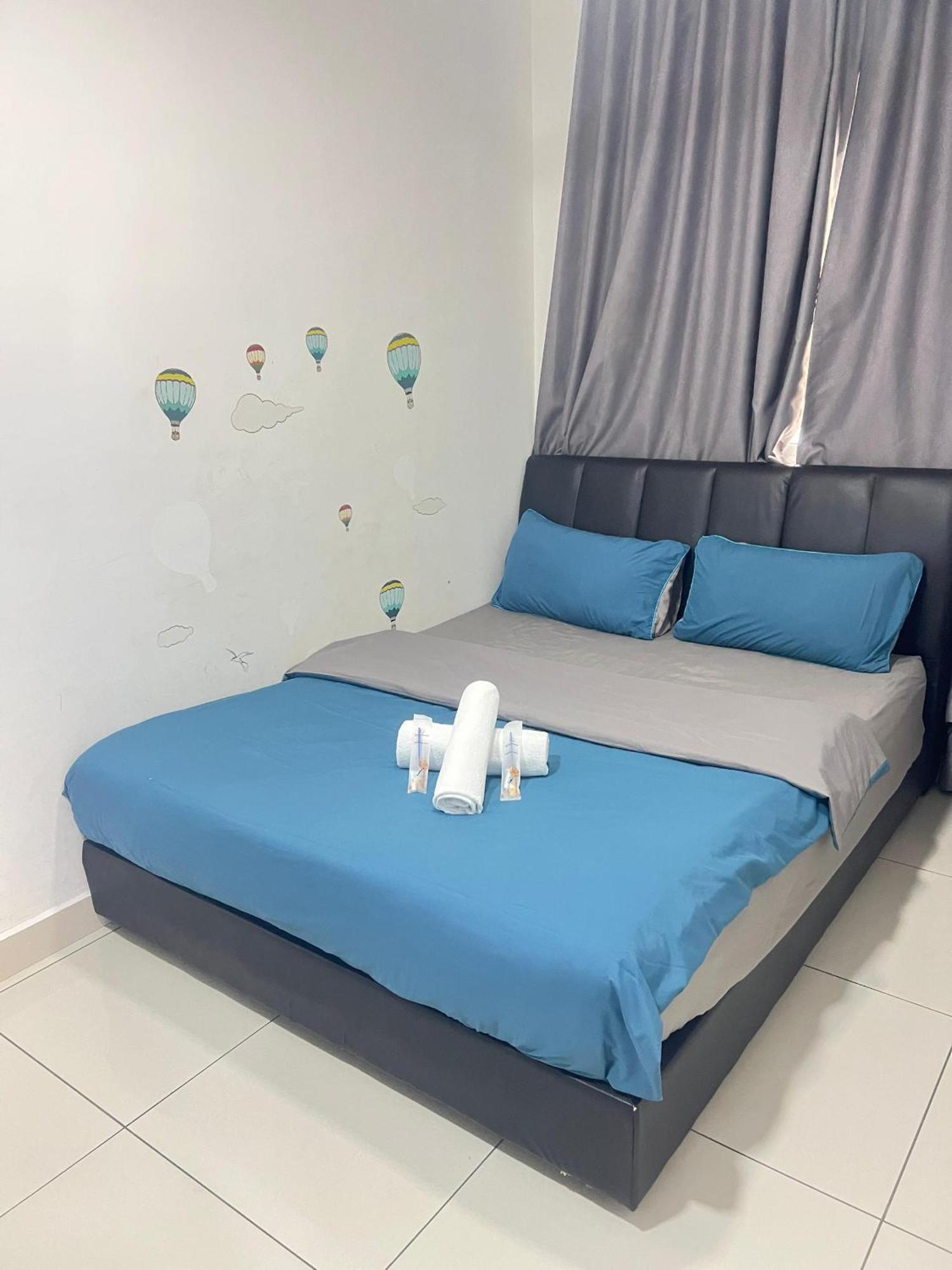 Residences At Daya By Sr Home Johor Bahru Exteriör bild