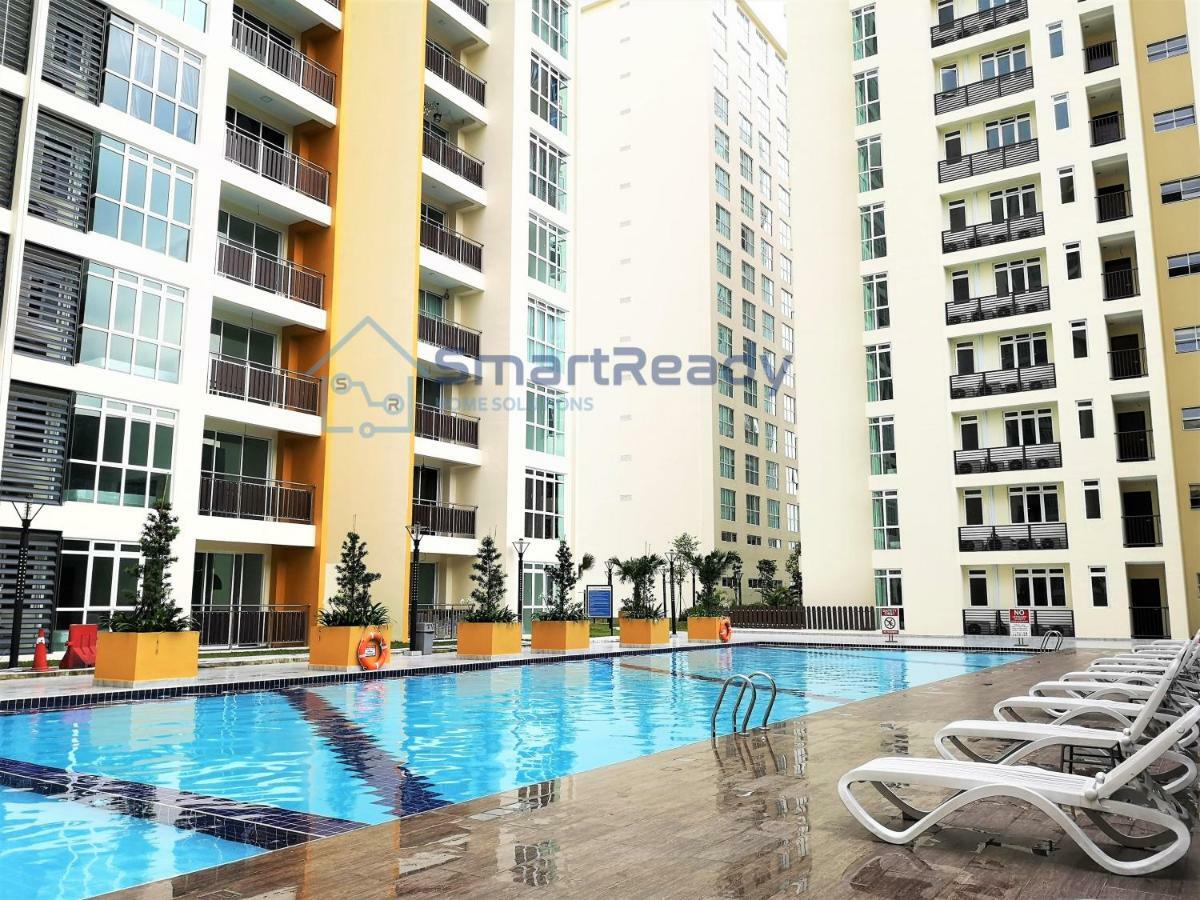 Residences At Daya By Sr Home Johor Bahru Exteriör bild