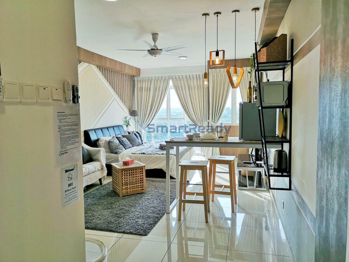 Residences At Daya By Sr Home Johor Bahru Exteriör bild