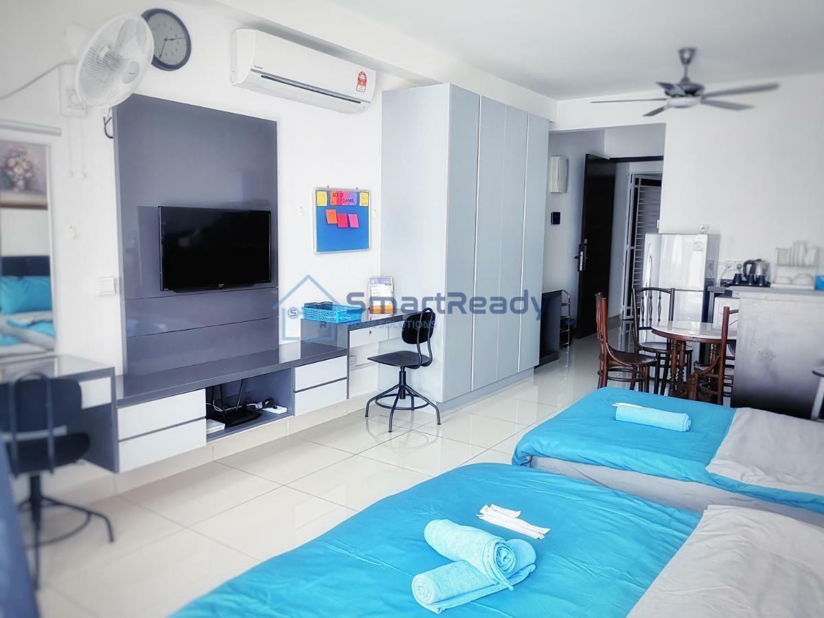 Residences At Daya By Sr Home Johor Bahru Exteriör bild